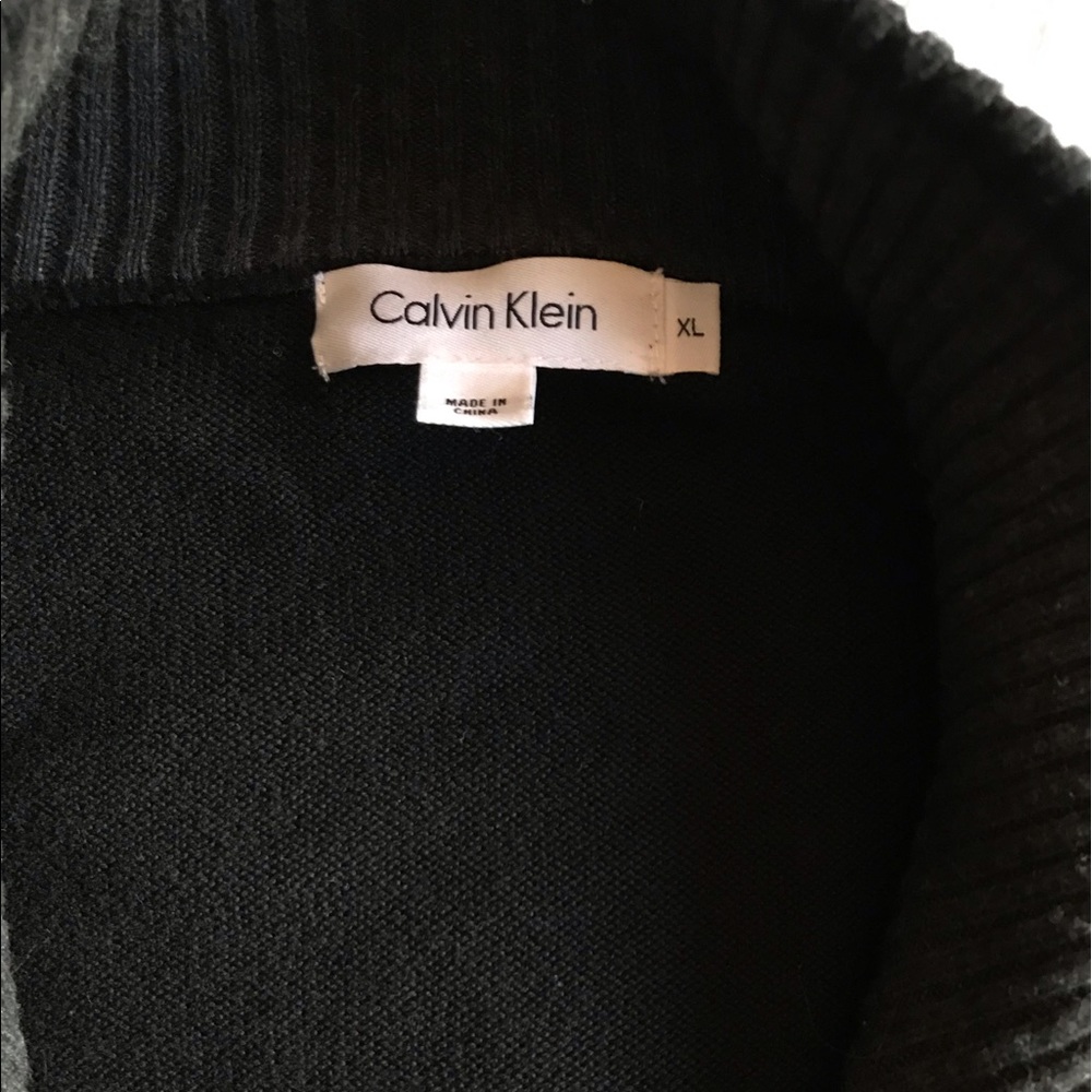 Men’s sweater - Picture 2 of 2